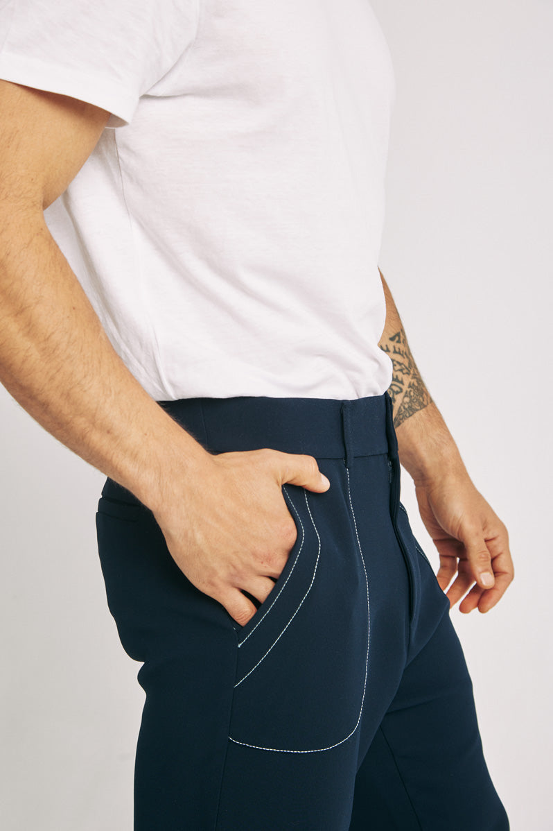 Pantalón bolsillos maxi azul marino