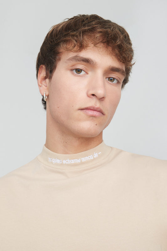 Camiseta cuello perkins beige x Redry